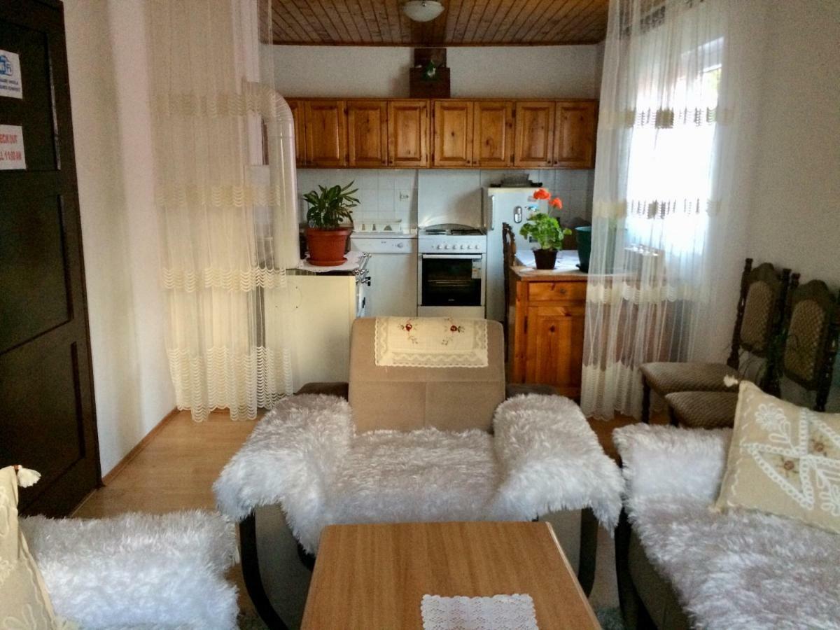 Aprartman Nikola Apartment ชาเบลียค ภายนอก รูปภาพ